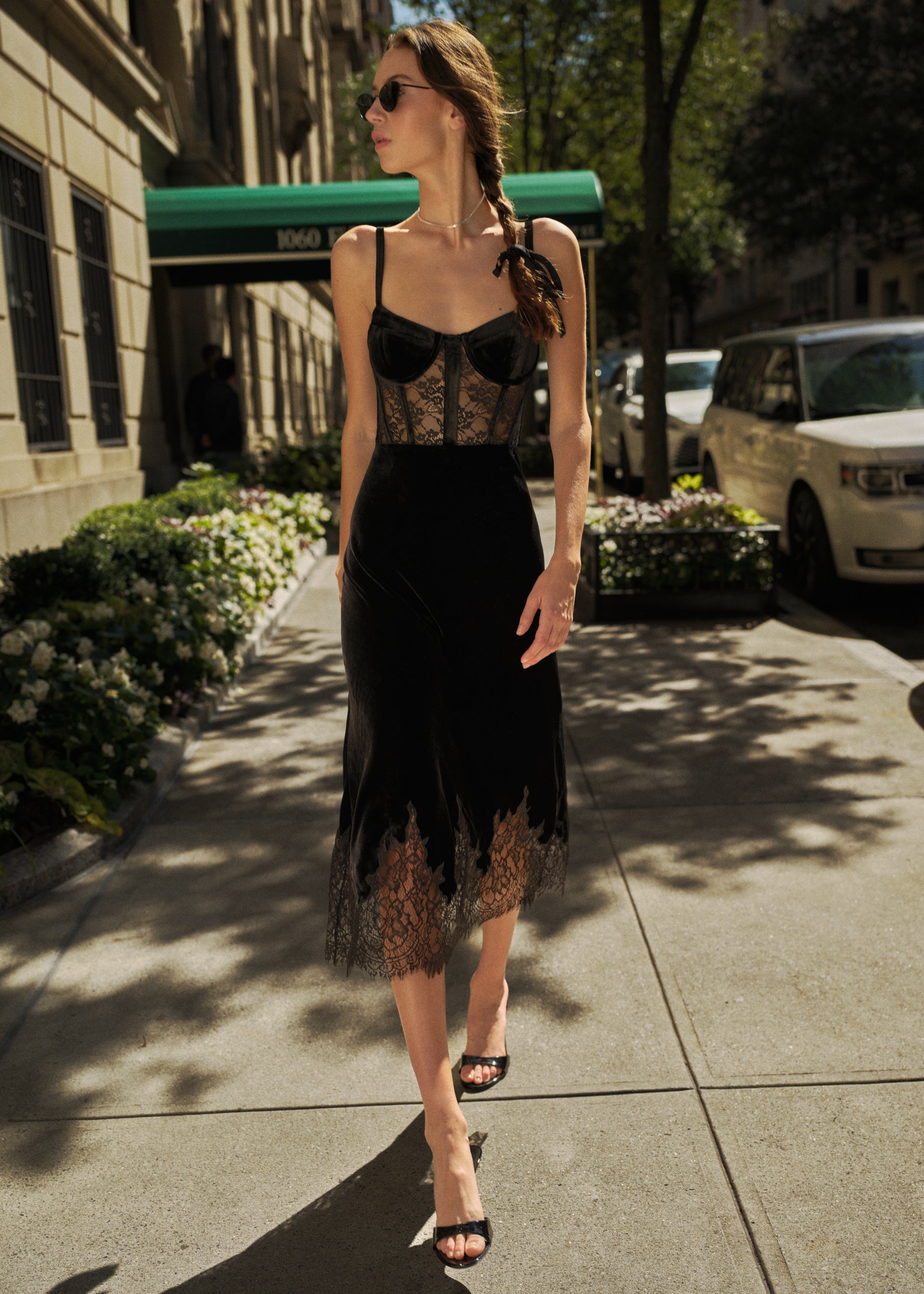 Georgiana Velvet Midi Skirt Black