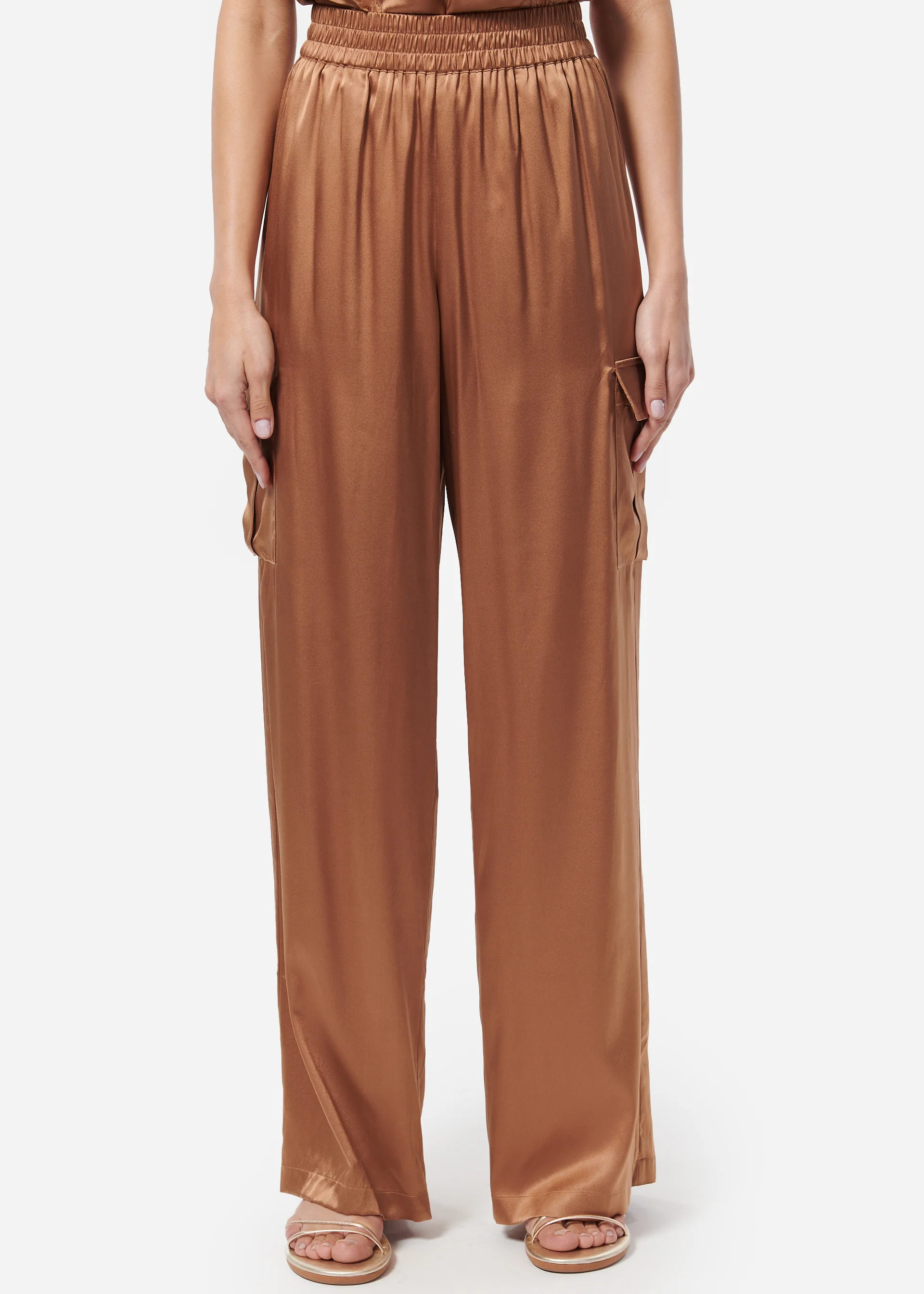 Nazanin Pant Sandalwood